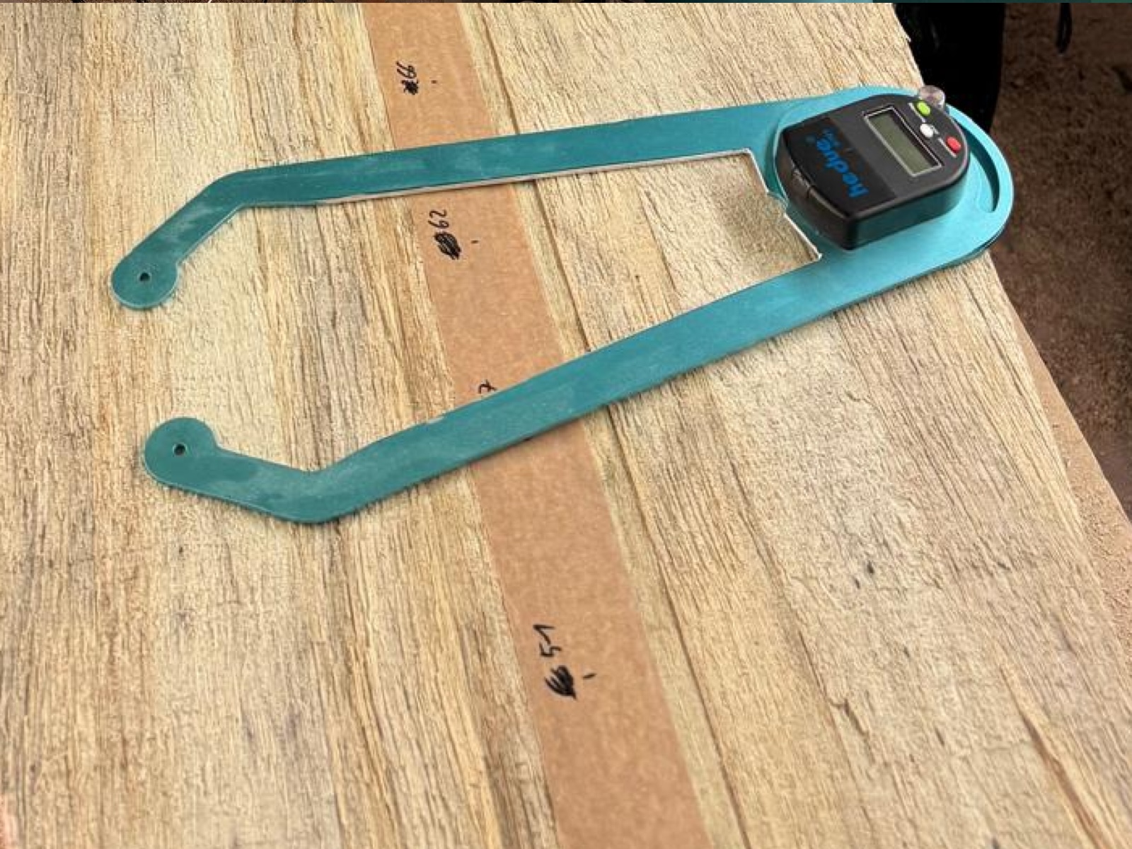 Digital timber caliper