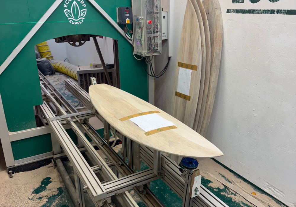 CNC-preshaped Wake/Kite Blank CNC-preshaped Wake/Kite Blank